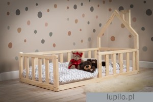 Bett Holzhaus  140x80 cm
